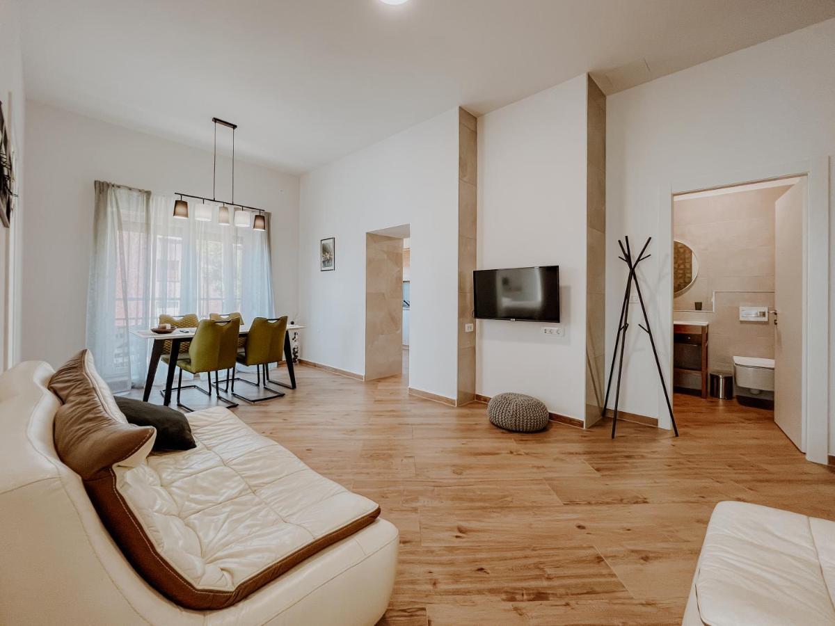 Papedoni Apartment